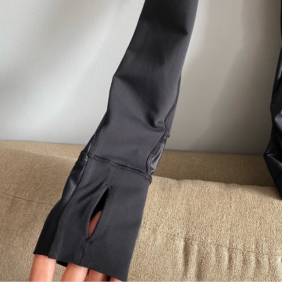 Lululemon Black Pullover Half Zip Sweatshirt Luxtreme 6 “Kriss Cross” Reflective - Picture 8 of 12